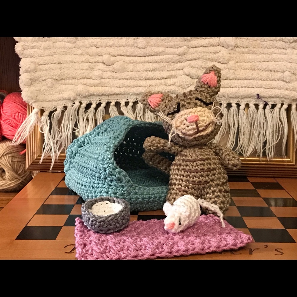 Crocheted Kitty Cat Playset